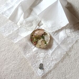 Embroidered & Lace White Linen and Cotton Vintage Handkerchief Set Of 3 ❤️
